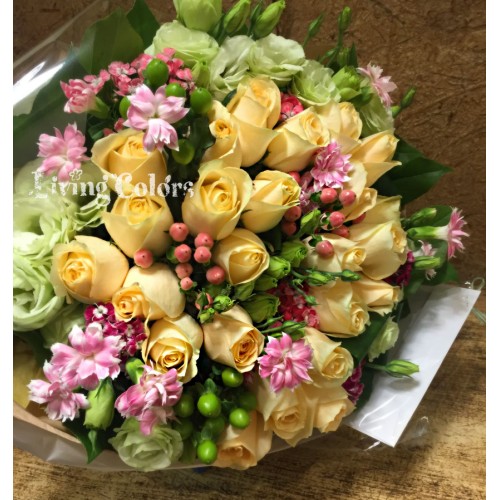 Champagne Roses Bouquet (24pcs)